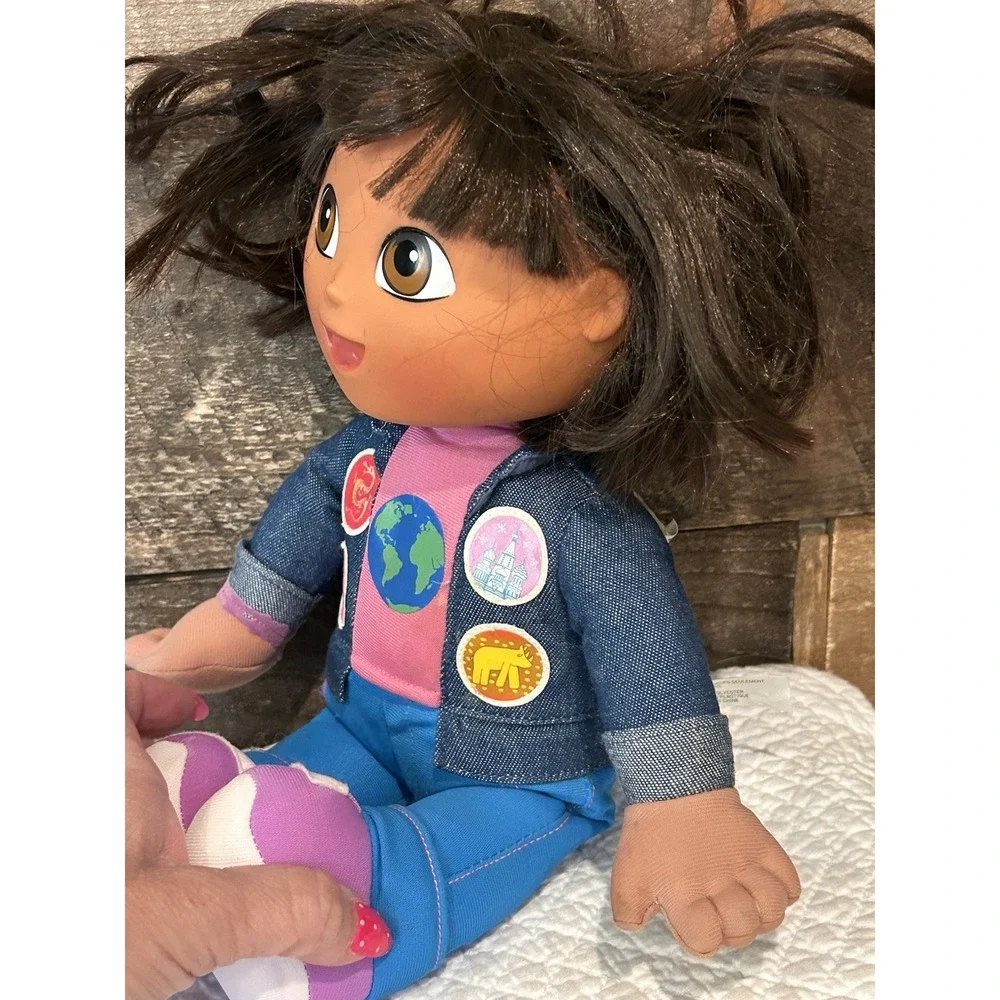 Dora The Explorer Sing Around The World Dolls Toys Girl Fisher Price 2005 Mattel